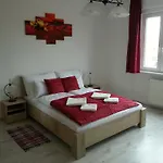 Downtown * 米什科尔茨